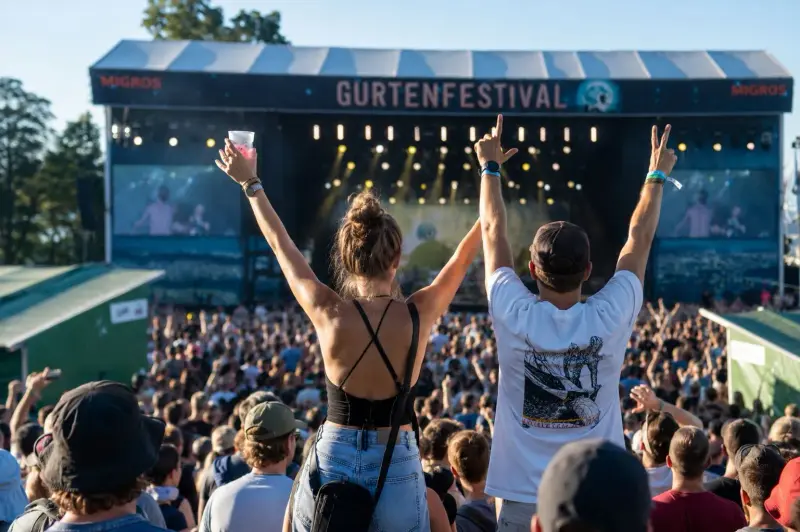 Publikum vor der Bühne am Gurtenfestival
